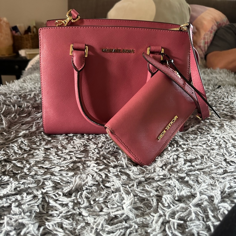 Michael Kors Rose Satchel and Wallet Set